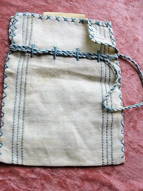 ARTS and CRAFTS Era Embroidered Purse Bag, Natural Linen Blue Embroidery Seed Bag Pouch,Saint Andrews Mission Embroidery,Collectible Linens