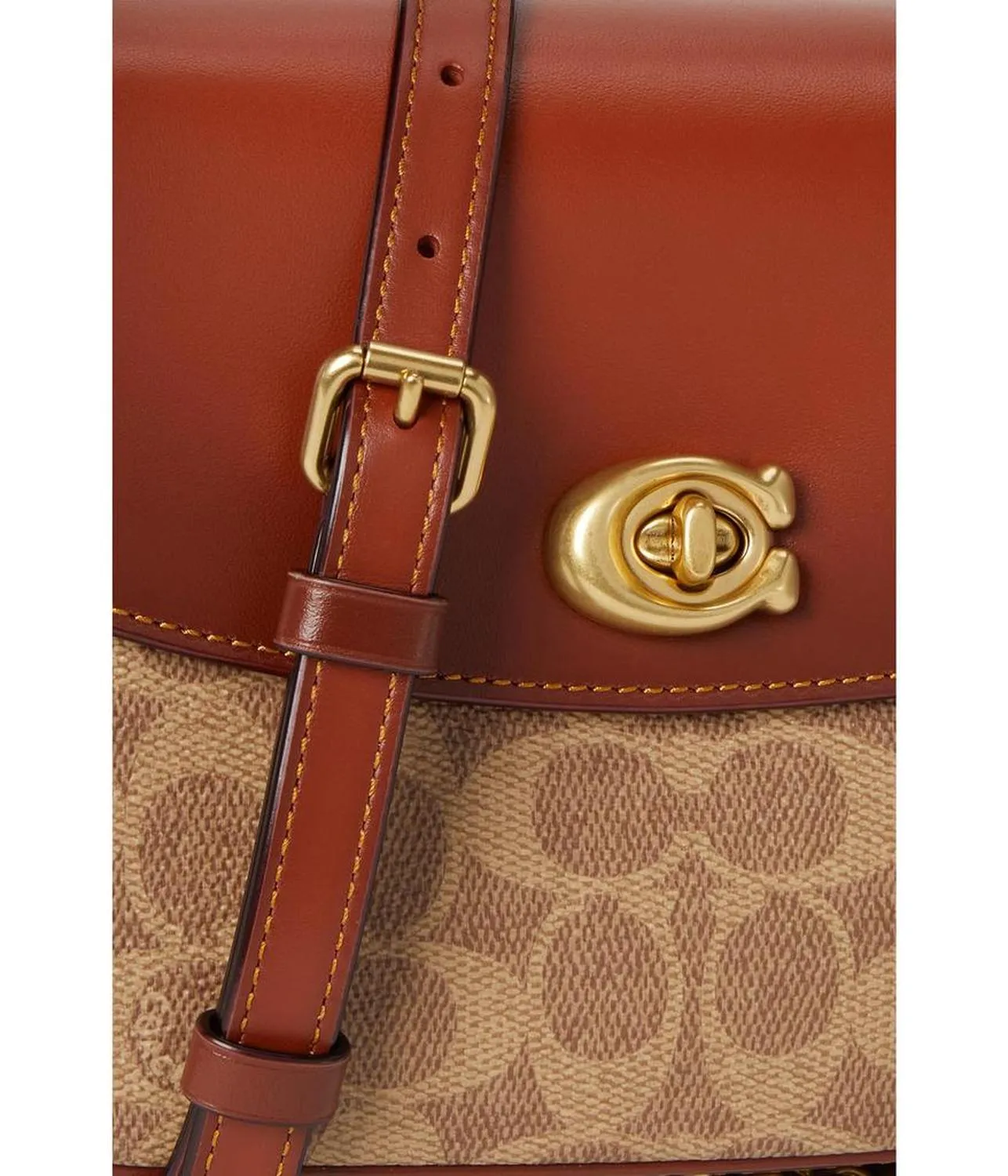 Cassie Crossbody 19 In Signature Canvas