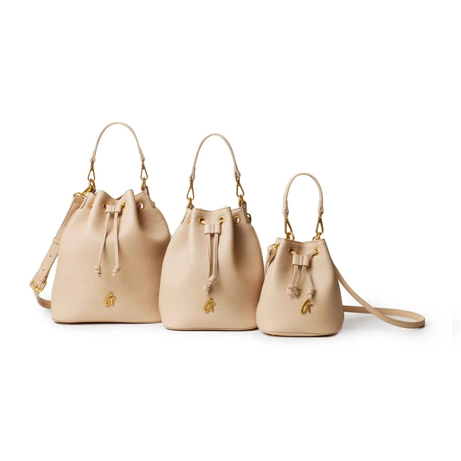 LARGE PEBBLE BUCKET BAG - NUDE