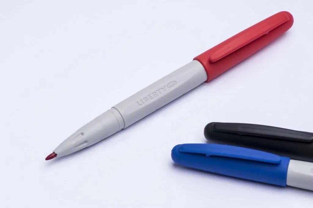 LIBERTY marker pen signature pen water-based signature pen thick 1.0MM black blue red