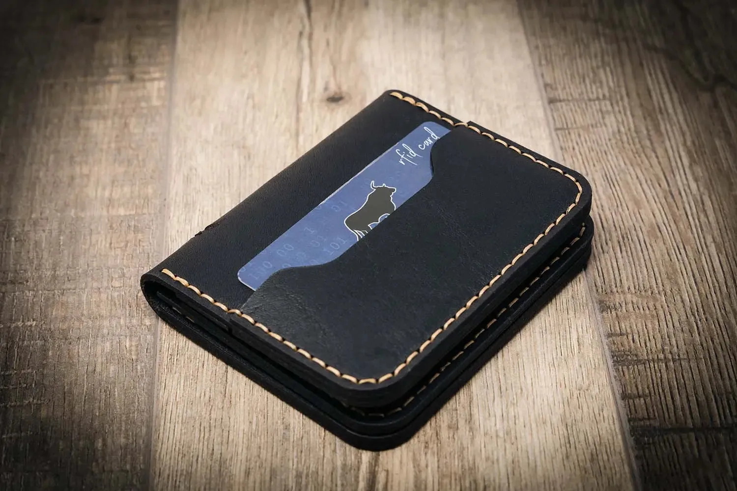 Minimalist Badge Wallet - Black