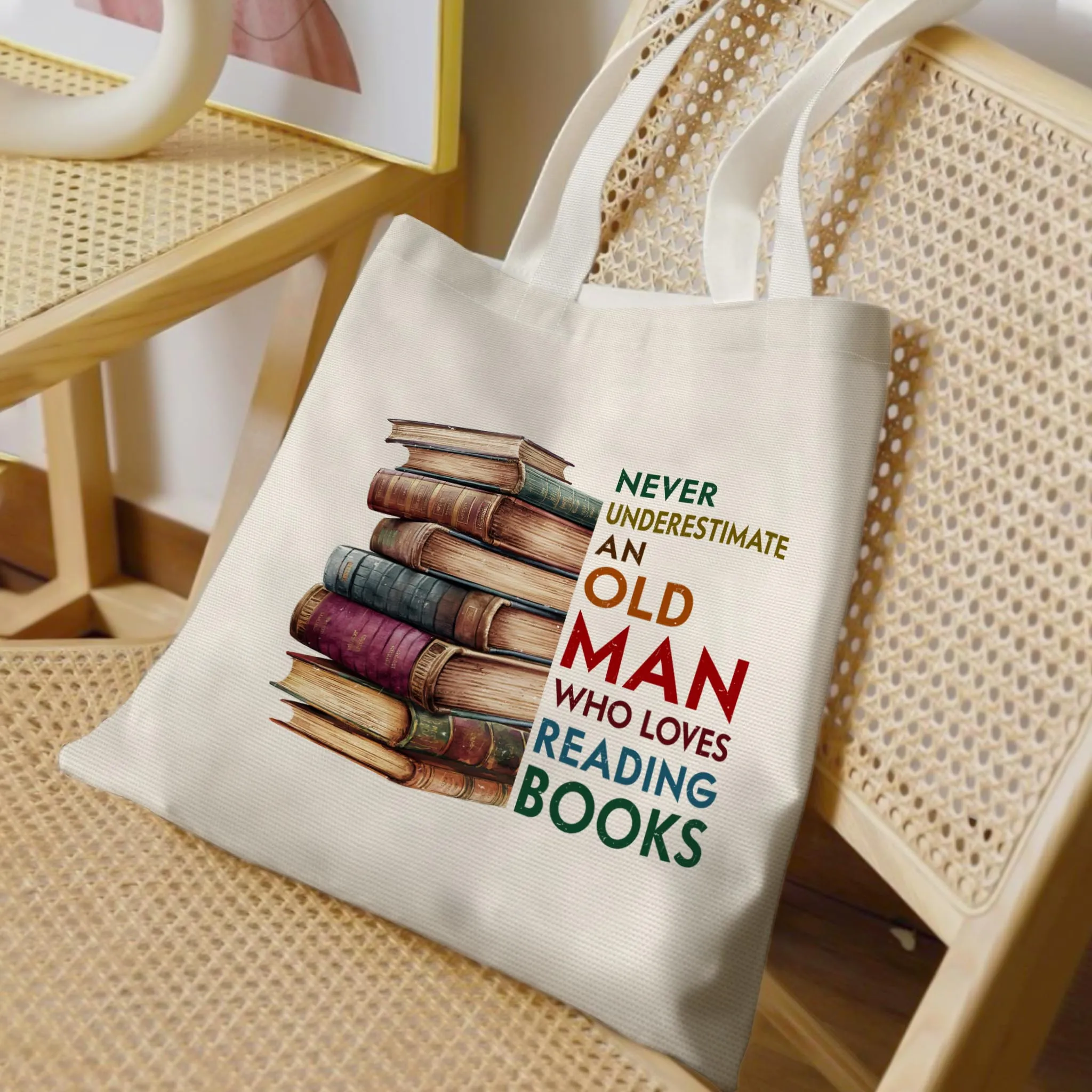 Never Underestimate An Old Man Book Lovers Gift TBW539