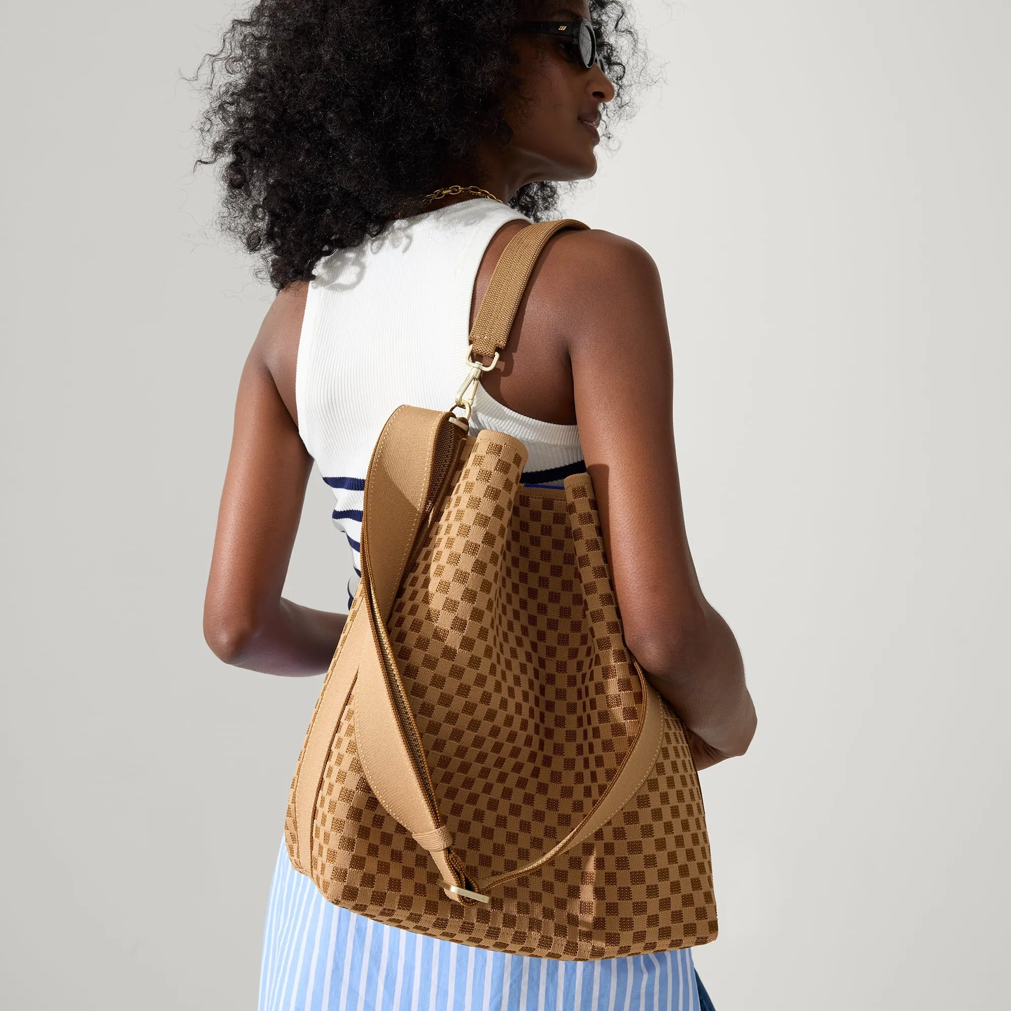 The Bucket Bag - Hazelnut